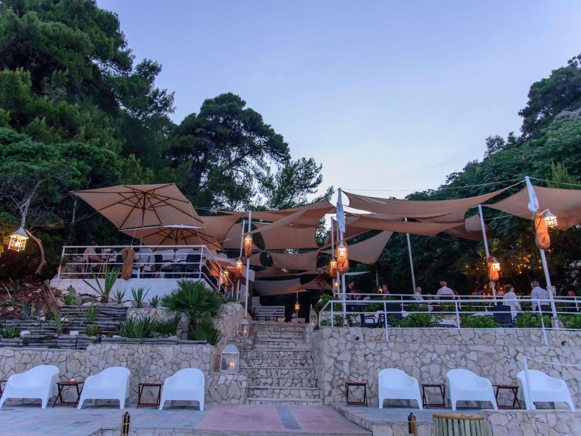 Hotel Baia Delle Zagare Mattinata Exterior foto