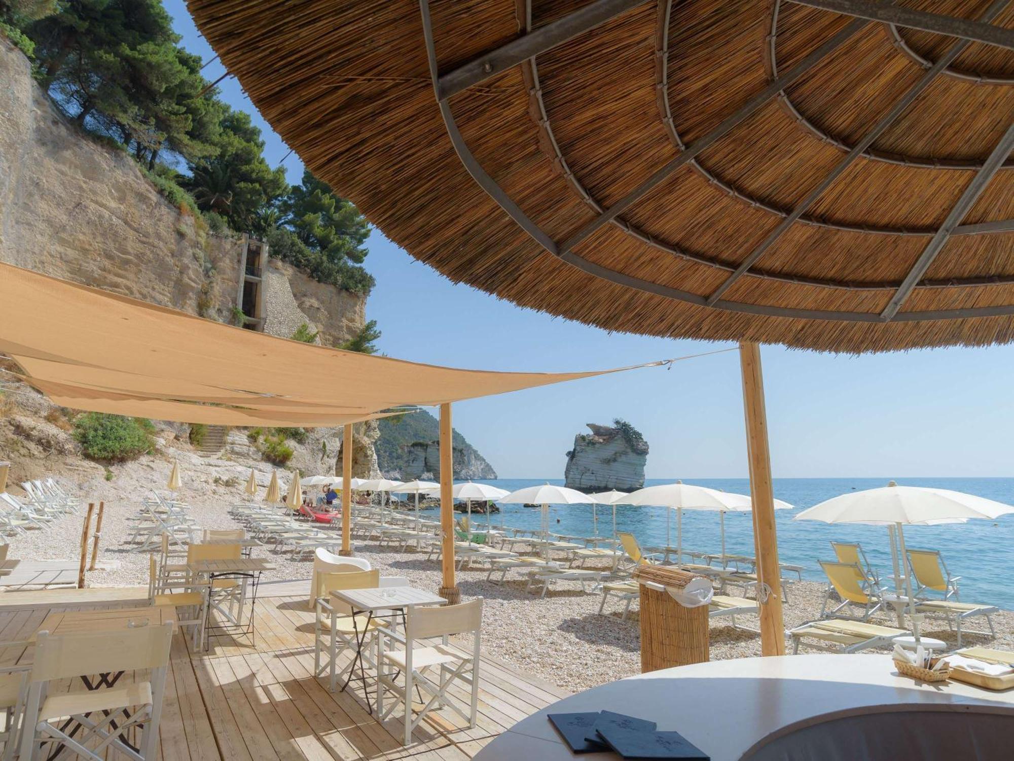 Hotel Baia Delle Zagare Mattinata Exterior foto